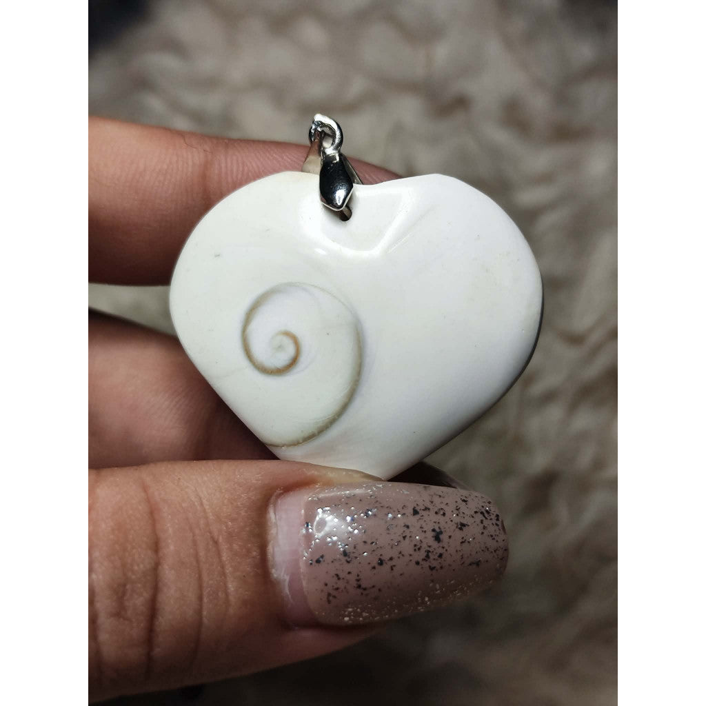 CHEFFY | Genuine Shiva Eye Shell Heart Pendant | Natural Sea Shell Talisman Necklace Charm with Bail