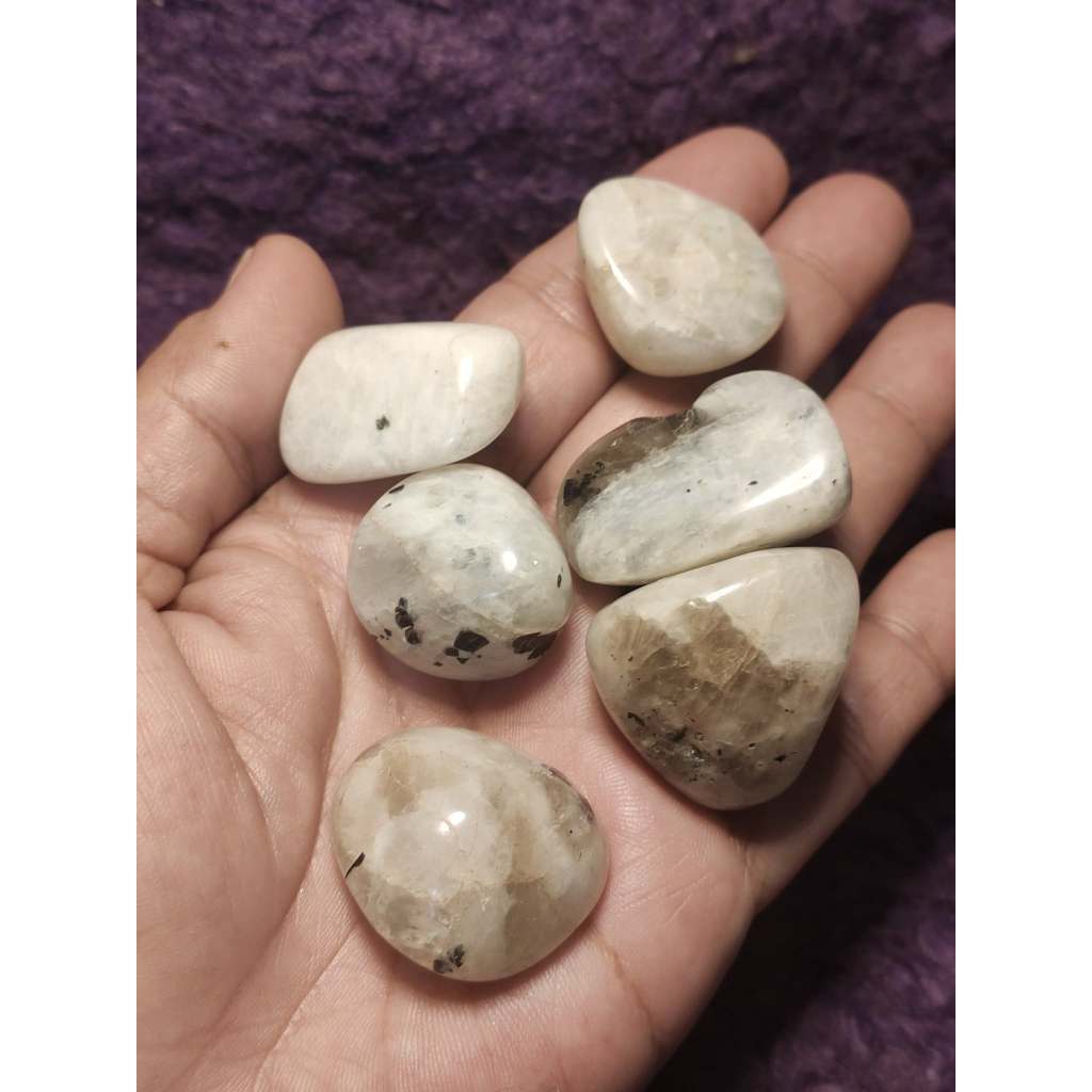 CHEFFY Moonstone Tumbled Large
