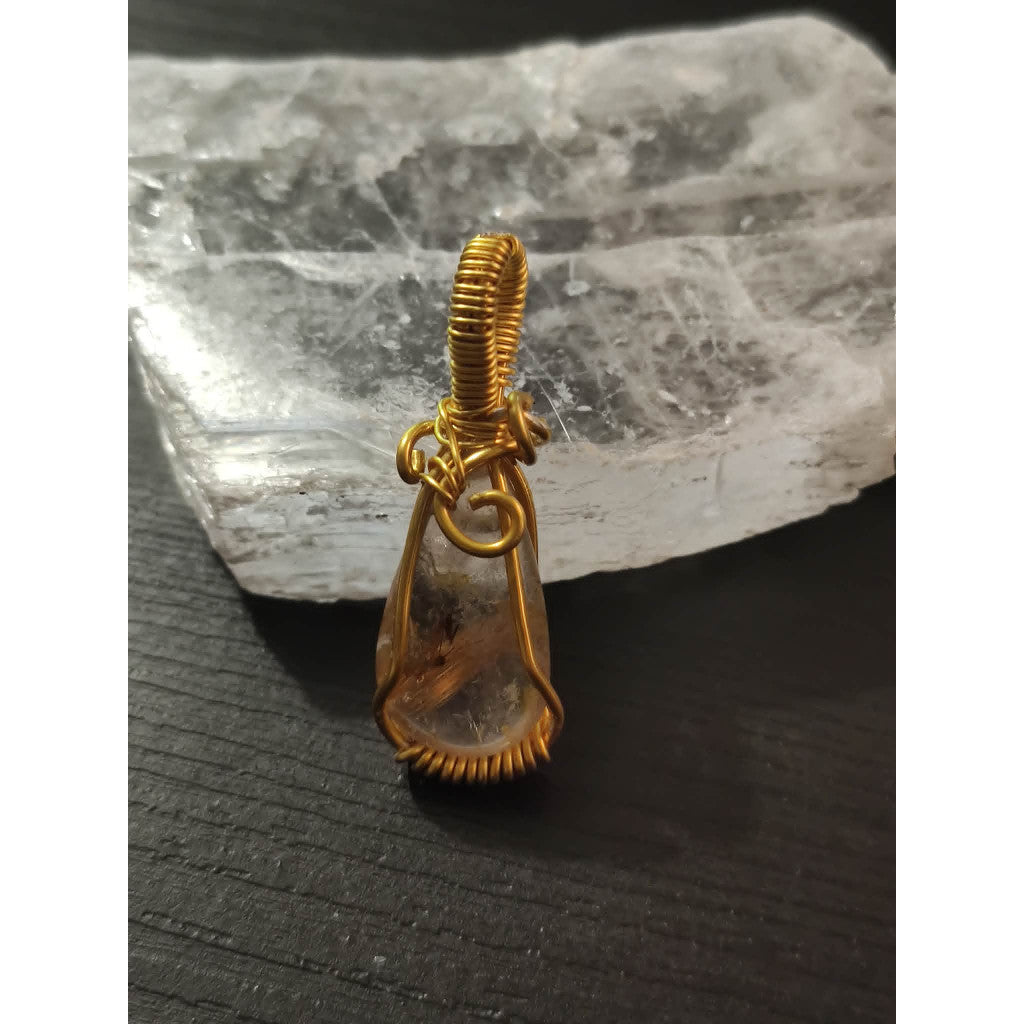 CHEFFY Golden Rutilated Quartz Wire Wrap Pendant #1