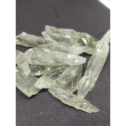 CHEFFY Prasiolite Crystal Raw (Green Amethyst)