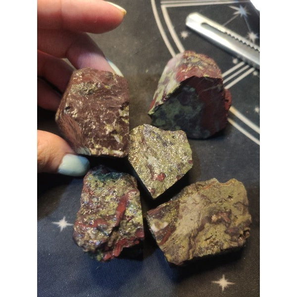 CHEFFY Dragon Bloodstone Gemstone Crystal