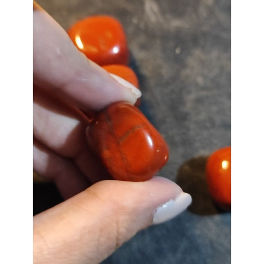 CHEFFY Red Jasper Crystal Gemstone Tumbled Cube