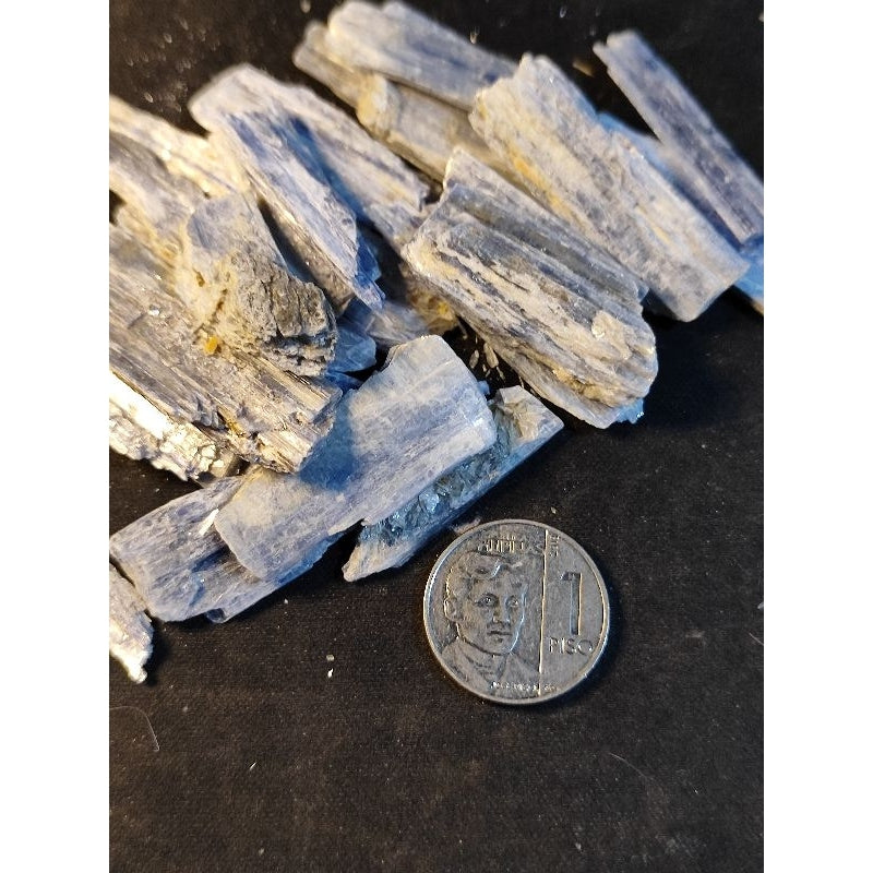 CHEFFY Blue Kyanite Crystal Gemstone