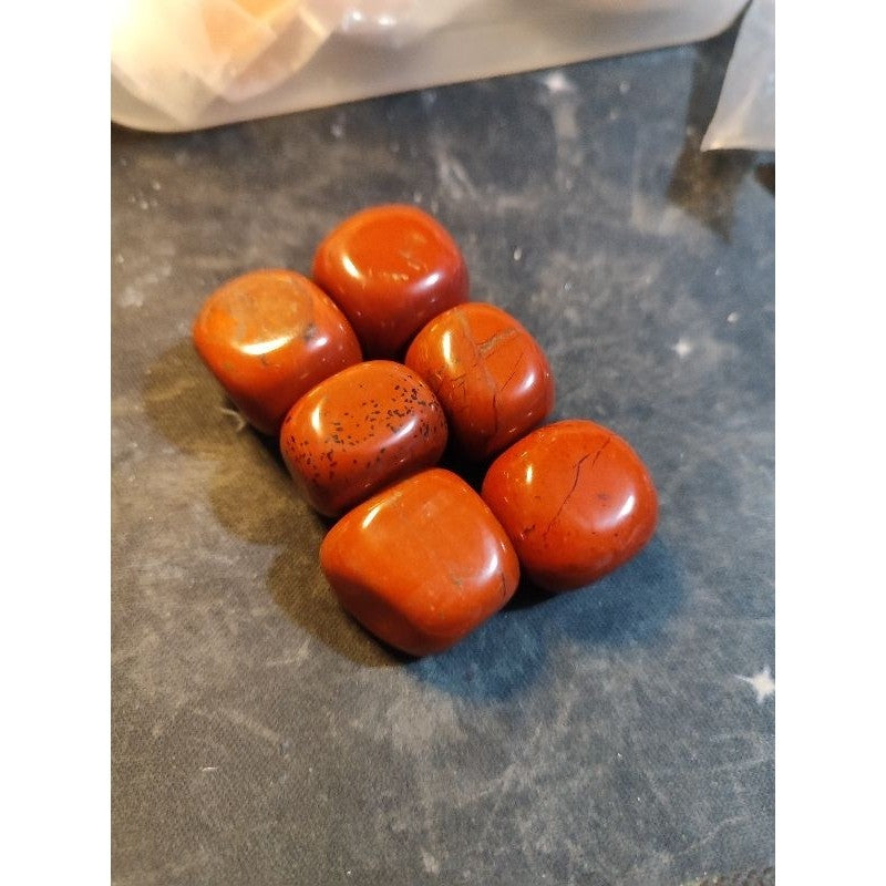 CHEFFY Red Jasper Crystal Gemstone Tumbled Cube