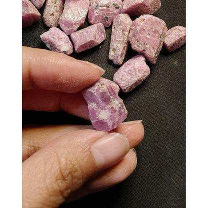 CHEFFY Ruby Corundum Raw Crystal Gemstone