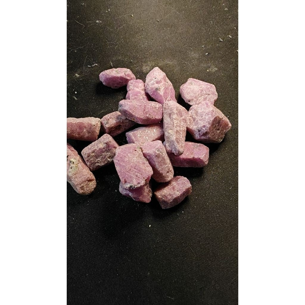 CHEFFY Ruby Corundum Raw Crystal Gemstone