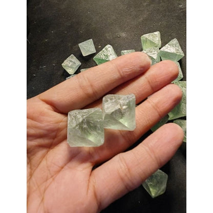 CHEFFY Green Fluorite Octahedral Crystals Gemstones
