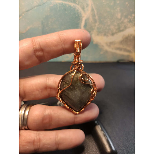 CHEFFY Wire Wrapped Labradorite Crystal Gemstone