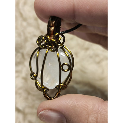 CHEFFY Wire Wrapped Heart Clear Quartz  Pendant Crystal Gemstone