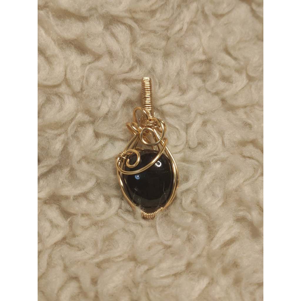 CHEFFY Wire Wrapped Garnet Tumbled Pendant Crystal Gemstone