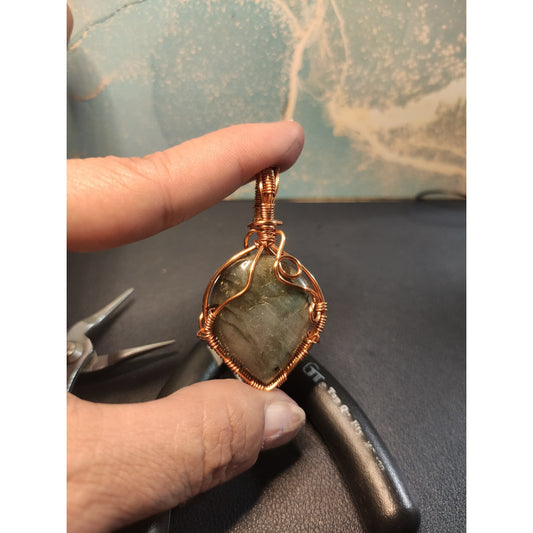 CHEFFY Wire Wrapped Labradorite Crystal Gemstone