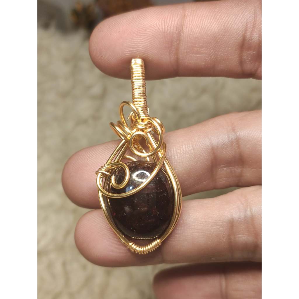 CHEFFY Wire Wrapped Garnet Tumbled Pendant Crystal Gemstone