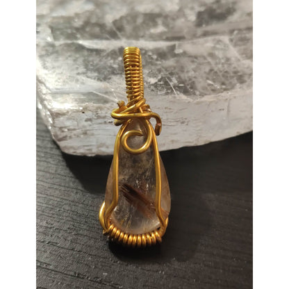 CHEFFY Golden Rutilated Quartz Wire Wrap Pendant #1