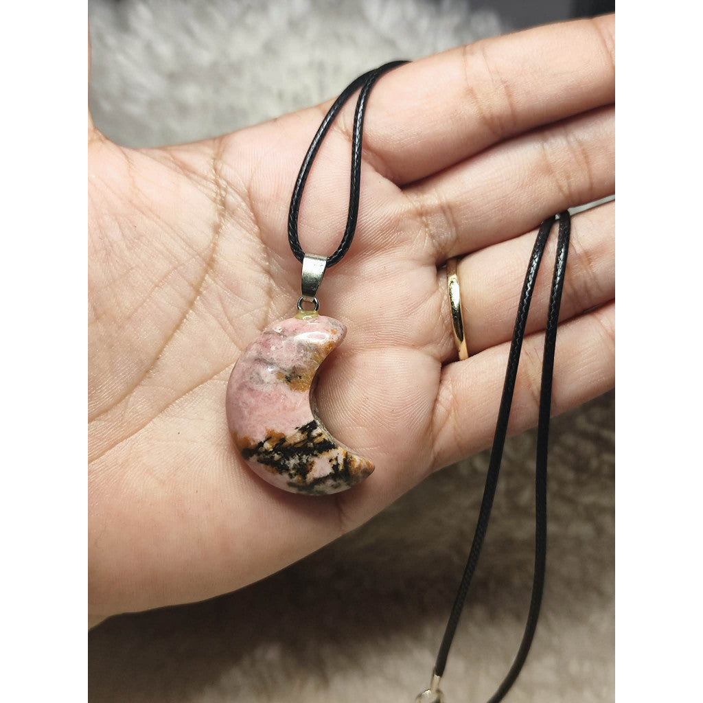 CHEFFY Natural Rhodonite Crescent Moon Pendant