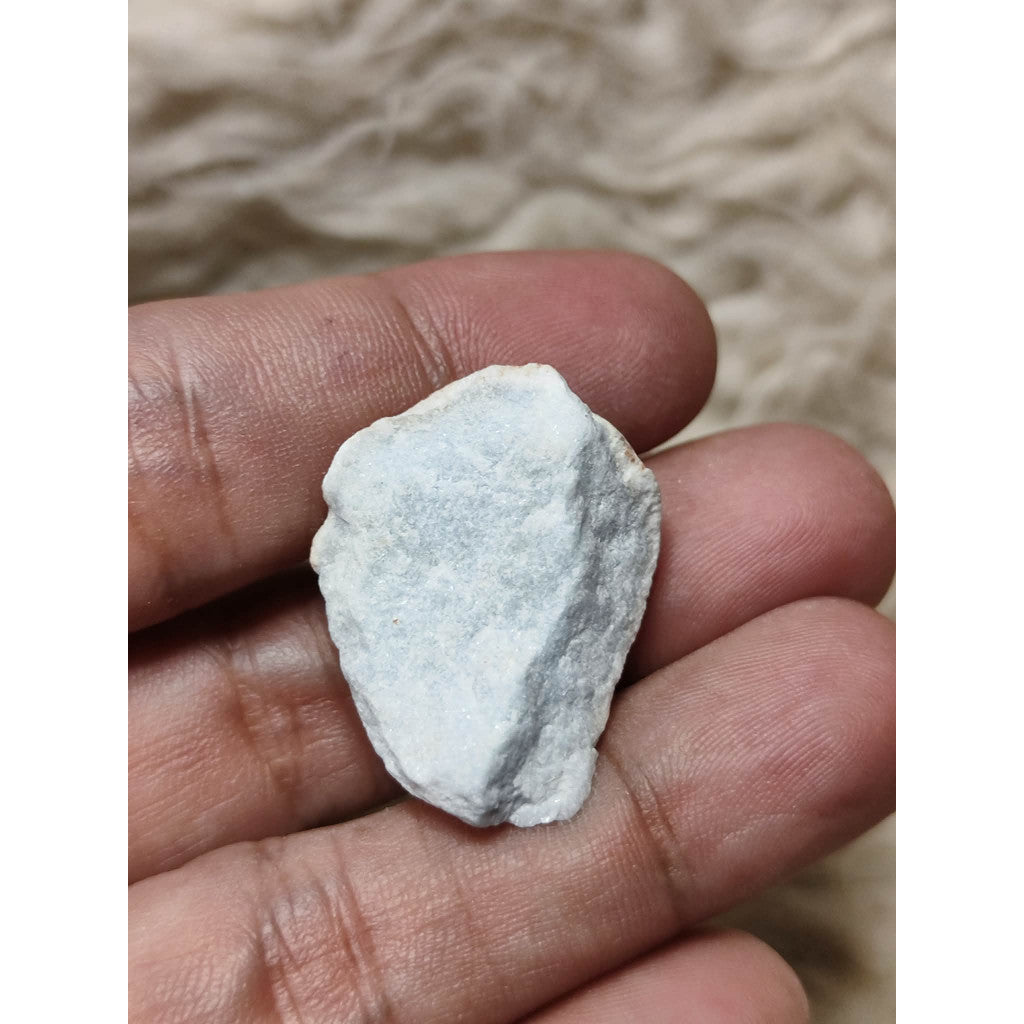 Natural Angelite Raw Crystal (1.8cm)