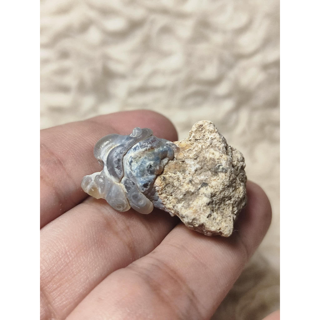 CHEFFY Fire Agate Specimen – Authentic Healing Crystal, Grounding & Vitality Stone (32.1mm)