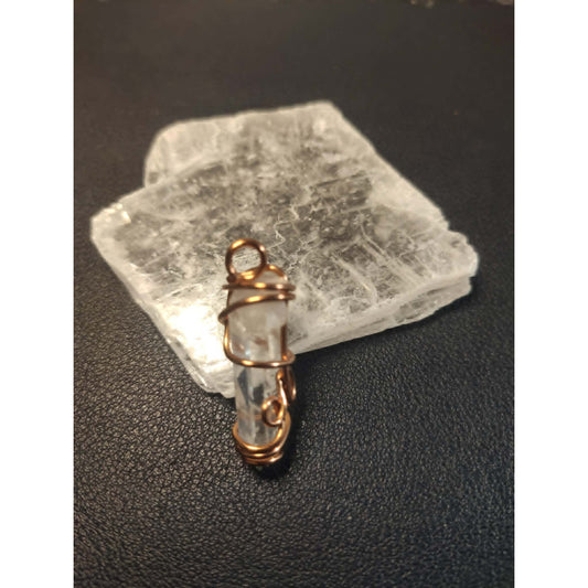 CHEFFY Wire Wrapped Raw Clear Quartz  Pendant Crystal Gemstone