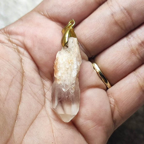 CHEFFY Natural Clear Quartz Raw Point Pendant ( 1 )