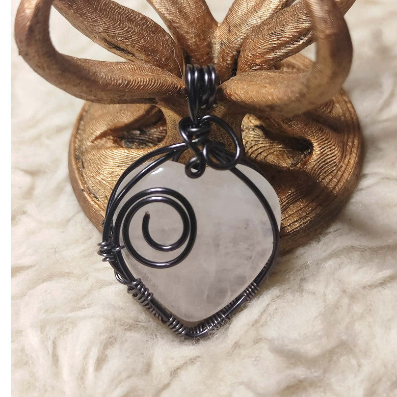CHEFFY Natural Clear Quartz Heart Wire-Wrapped Pendant Necklace (18.7mm)