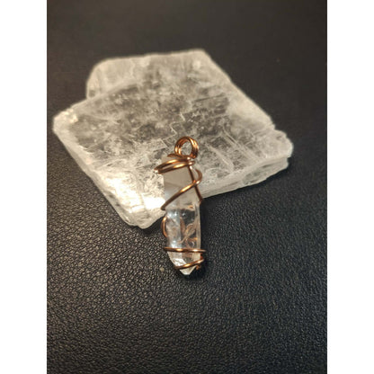 CHEFFY Wire Wrapped Raw Clear Quartz  Pendant Crystal Gemstone