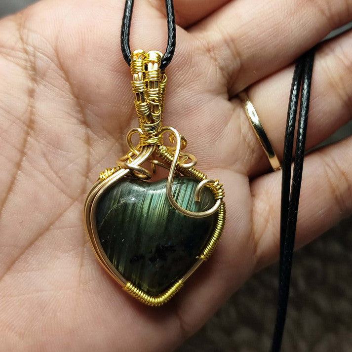 CHEFFY HQ Labra Heart Pendant