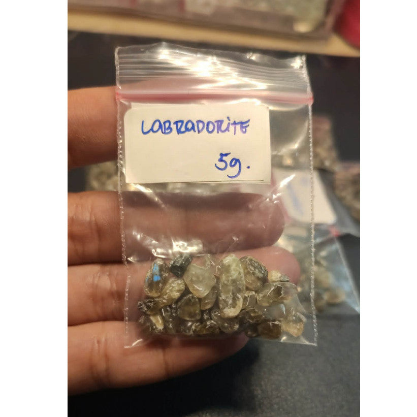 CHEFFY Labradorite Gravel Crystal Gemstone SOLD PER PACK (5grms )