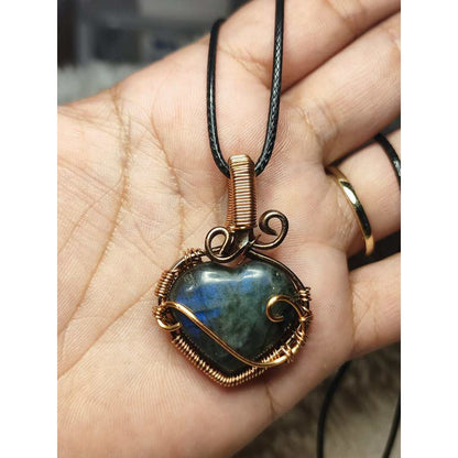 CHEFFY Labradorite Heart Pendant - Copper Wire Wrapped - Natural Crystal Necklace