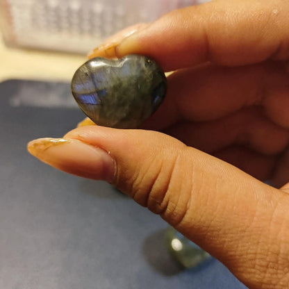 CHEFFY Labradorite Crystal Polished Heart Shape  Gemstone