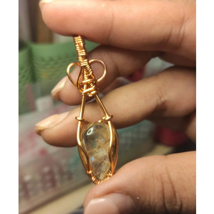 CHEFFY Copper Rutilated Quartz Wire Wrap Pendant