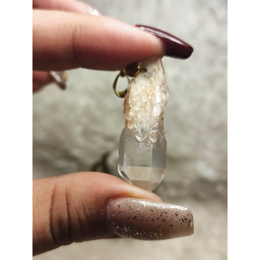 CHEFFY Natural Clear Quartz Raw Point Pendant ( 1 )