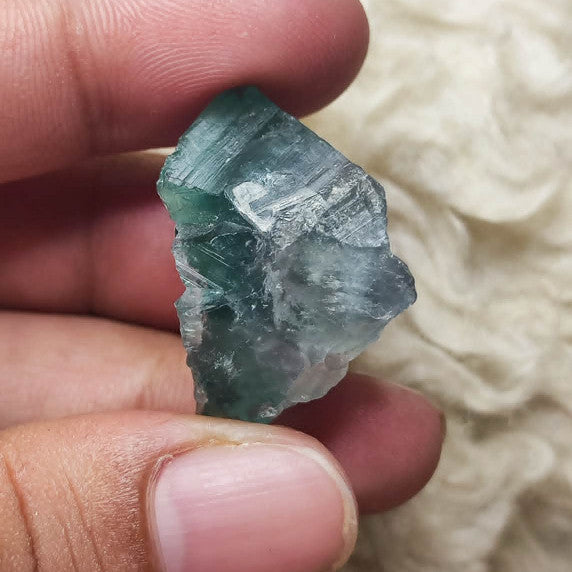 CHEFFY Crystals Premium Fluorite Specimen – 8.66g Natural "Genius Stone" for Focus & Clarity (#5)