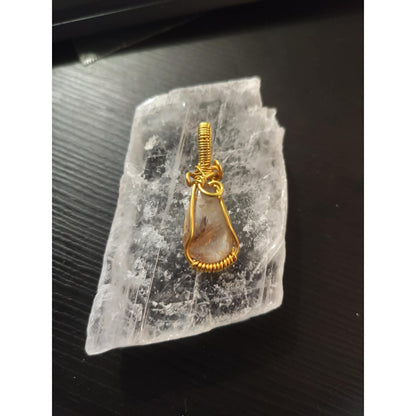 CHEFFY Golden Rutilated Quartz Wire Wrap Pendant #1