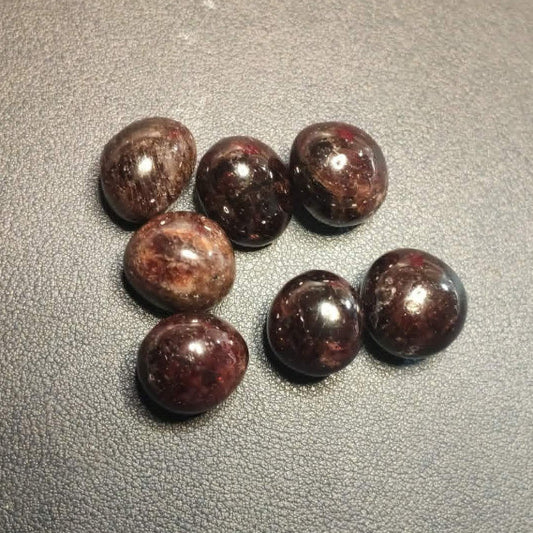 CHEFFY Garnet Tumbled Crystals Gemstones MED