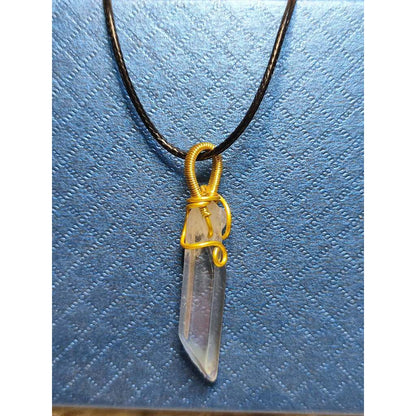 CHEFFY Angel Aura Quartz Wire Wrap Pendant (46.3mm) – High-Vibrational Iridescent Crystal Necklace