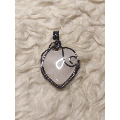 CHEFFY Natural Clear Quartz Heart Wire-Wrapped Pendant Necklace (18.7mm)
