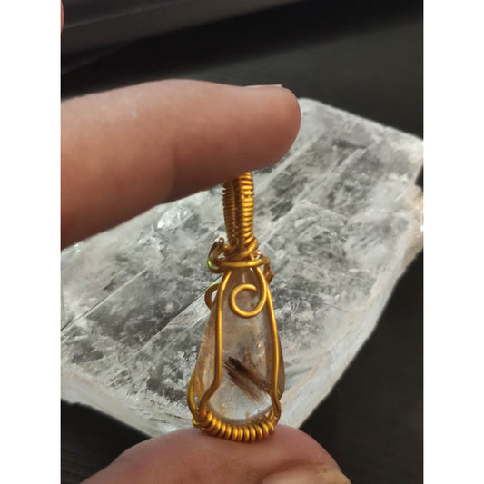 CHEFFY Golden Rutilated Quartz Wire Wrap Pendant #1