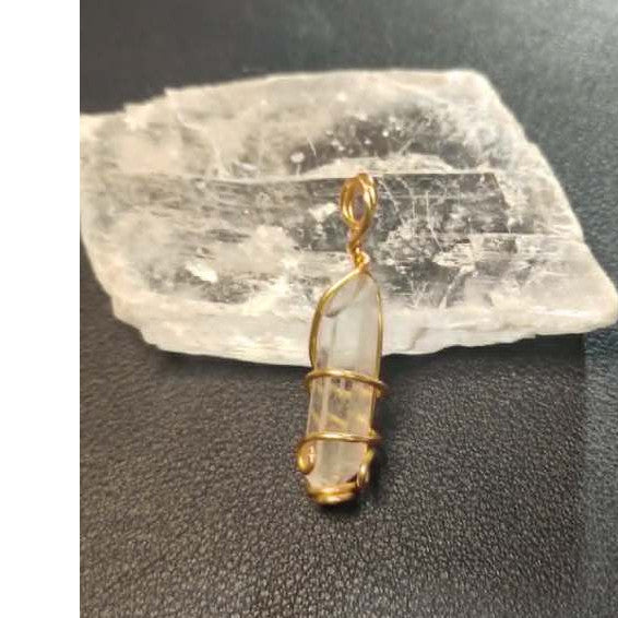 CHEFFY Wire Wrapped Clear Quartz Pendant Crystal Gemstone Gold Wire