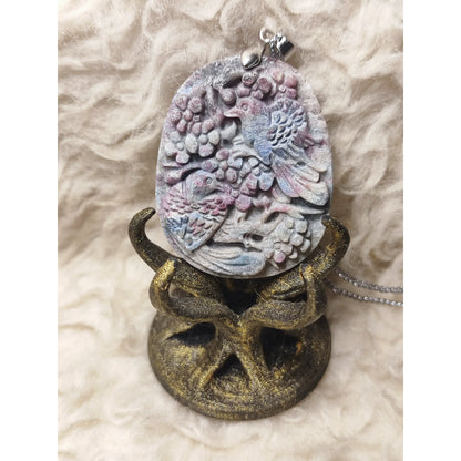 CHEFFY Natural Corundum Carved Crystal Pendant - Intricate Floral & Bird Design - Elegant Necklace