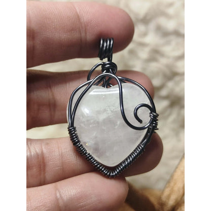 CHEFFY Natural Clear Quartz Heart Wire-Wrapped Pendant Necklace (18.7mm)