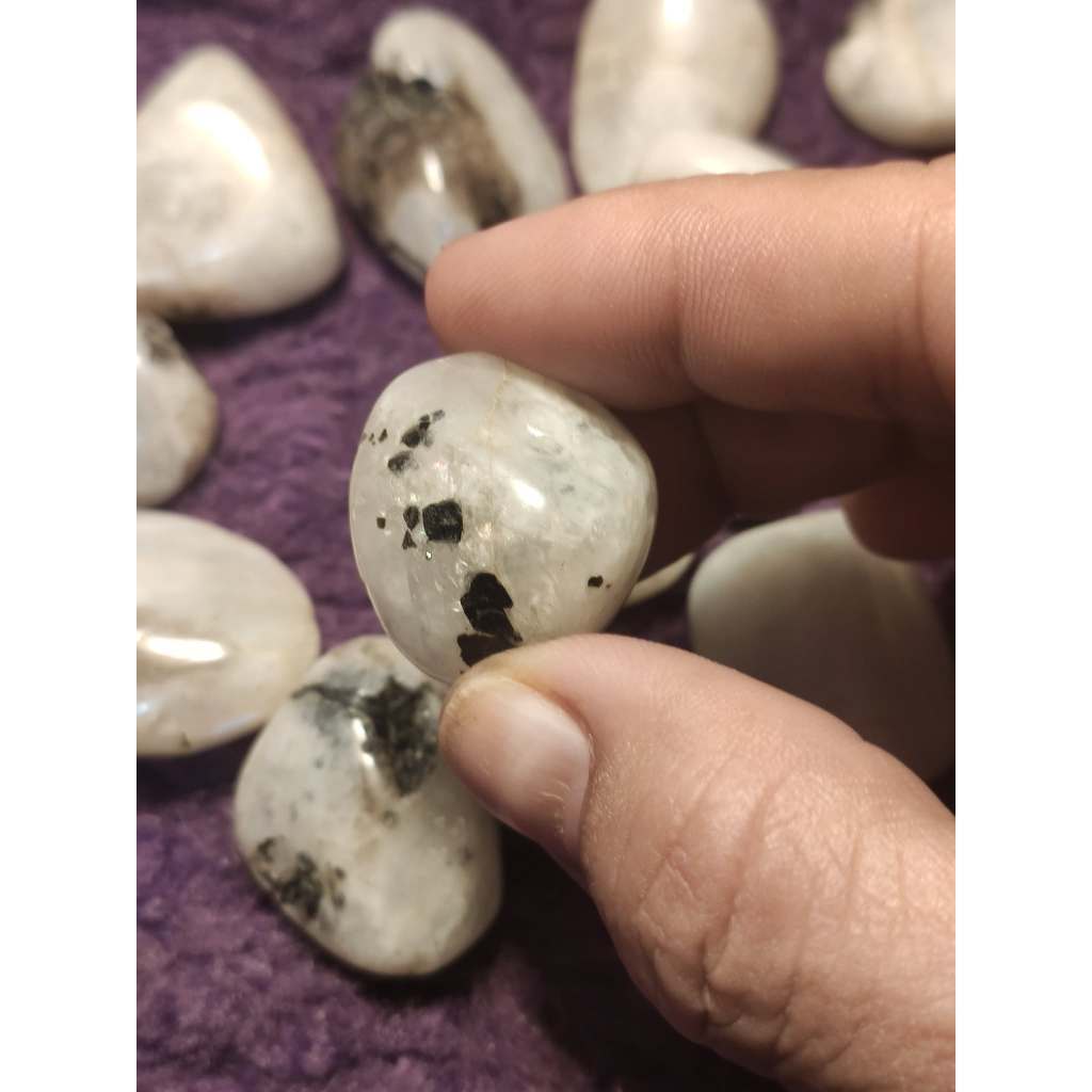 CHEFFY Moonstone Tumbled Large
