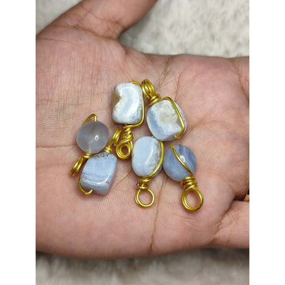CHEFFY Blue Lace Wire Wrap Pendant  Random Pick